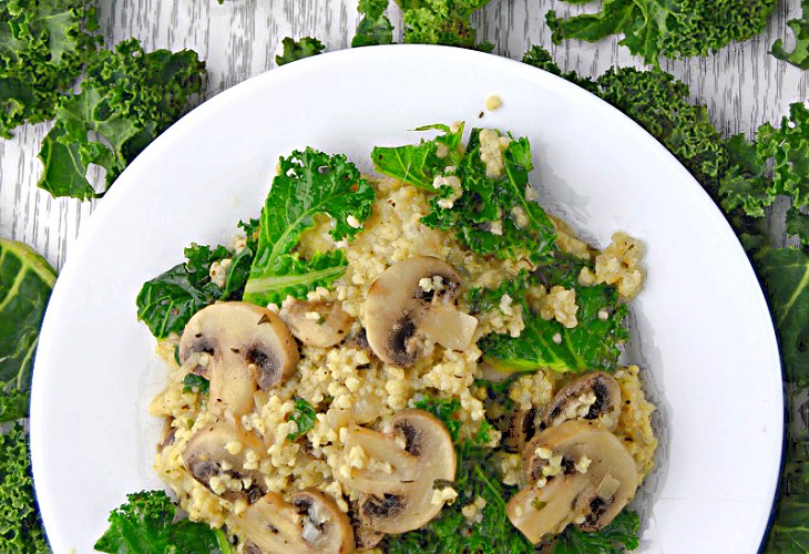 Kasza jaglana z pieczarkami i jarmużem A B M